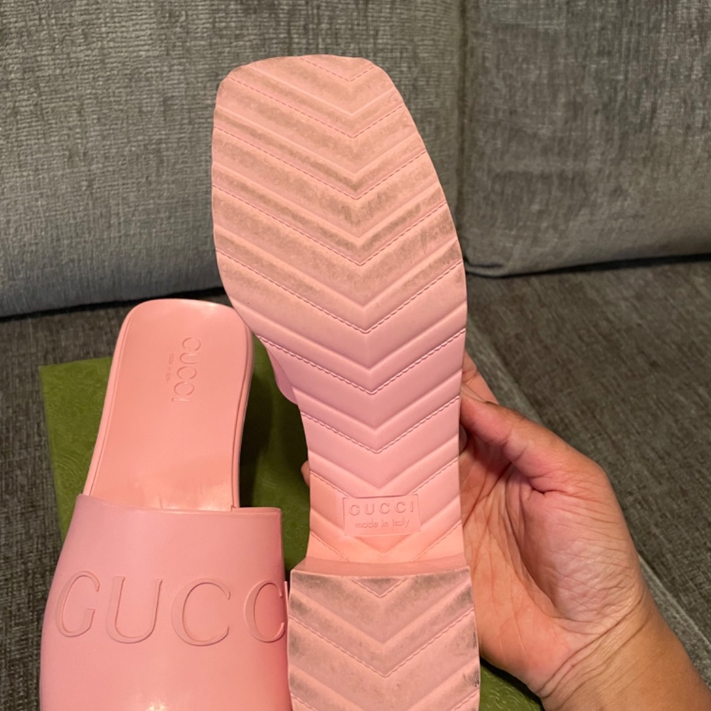 Gucci Sandals - Picture 3 of 6